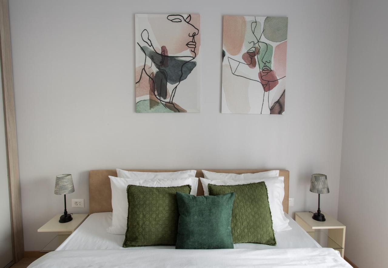 Lina - Pg, Moraca River Apartment Podgorica Ngoại thất bức ảnh