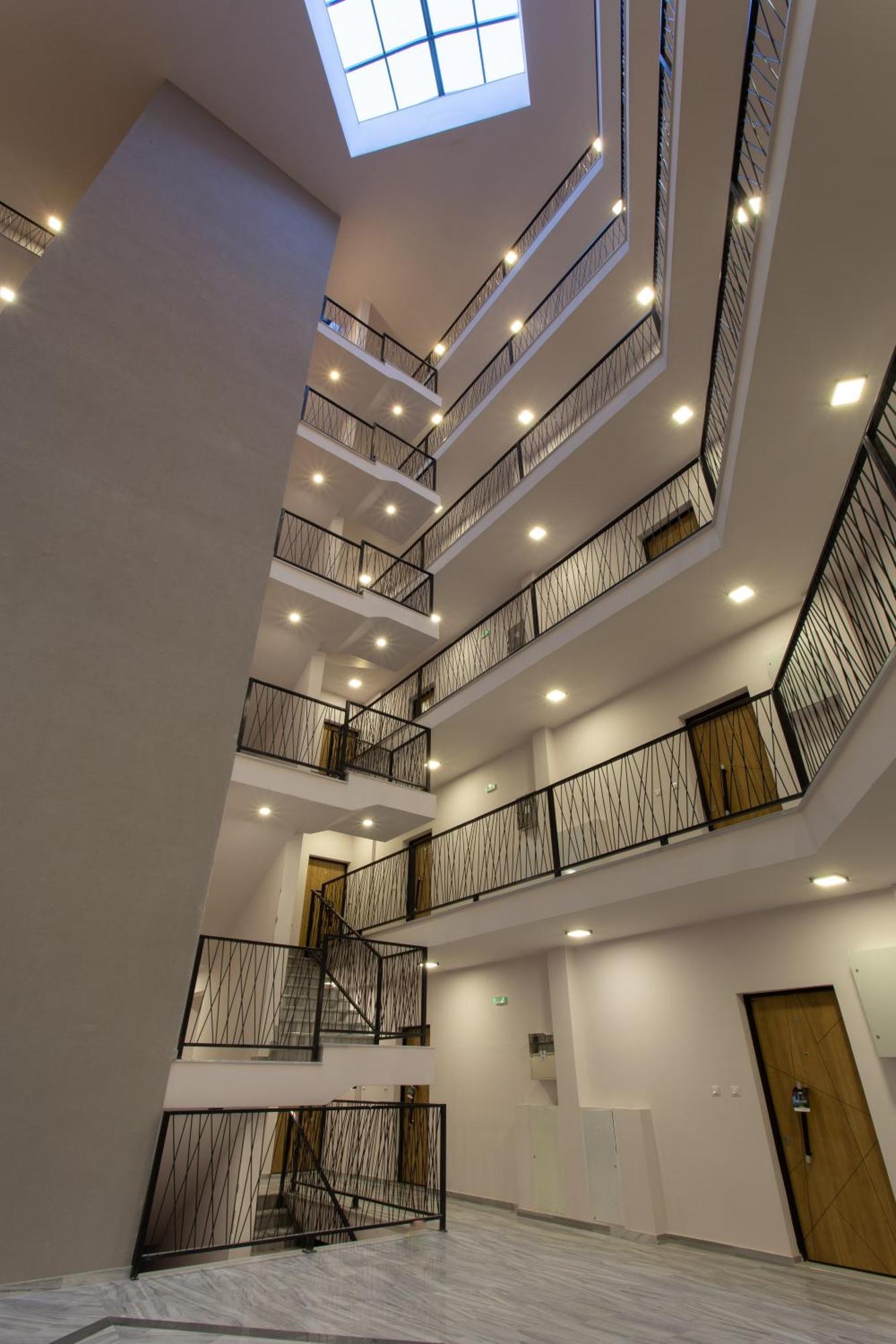 Lina - Pg, Moraca River Apartment Podgorica Ngoại thất bức ảnh